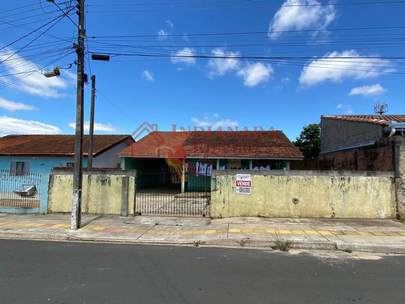 Casa à venda em Pimentel (Uvaranas) 