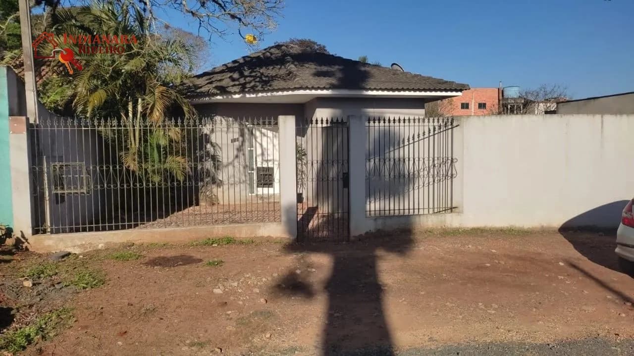 CASA A VENDA NO UVARANAS PROXIMO AO CHAFARIZ!!!