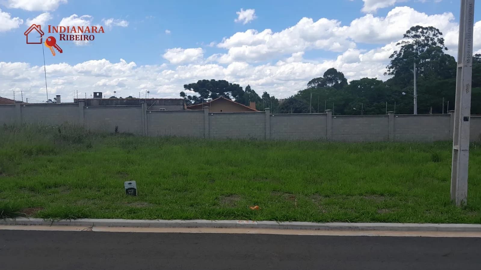 TERRENO A VENDA NO CONDOMINIO LA RESERVA!!!