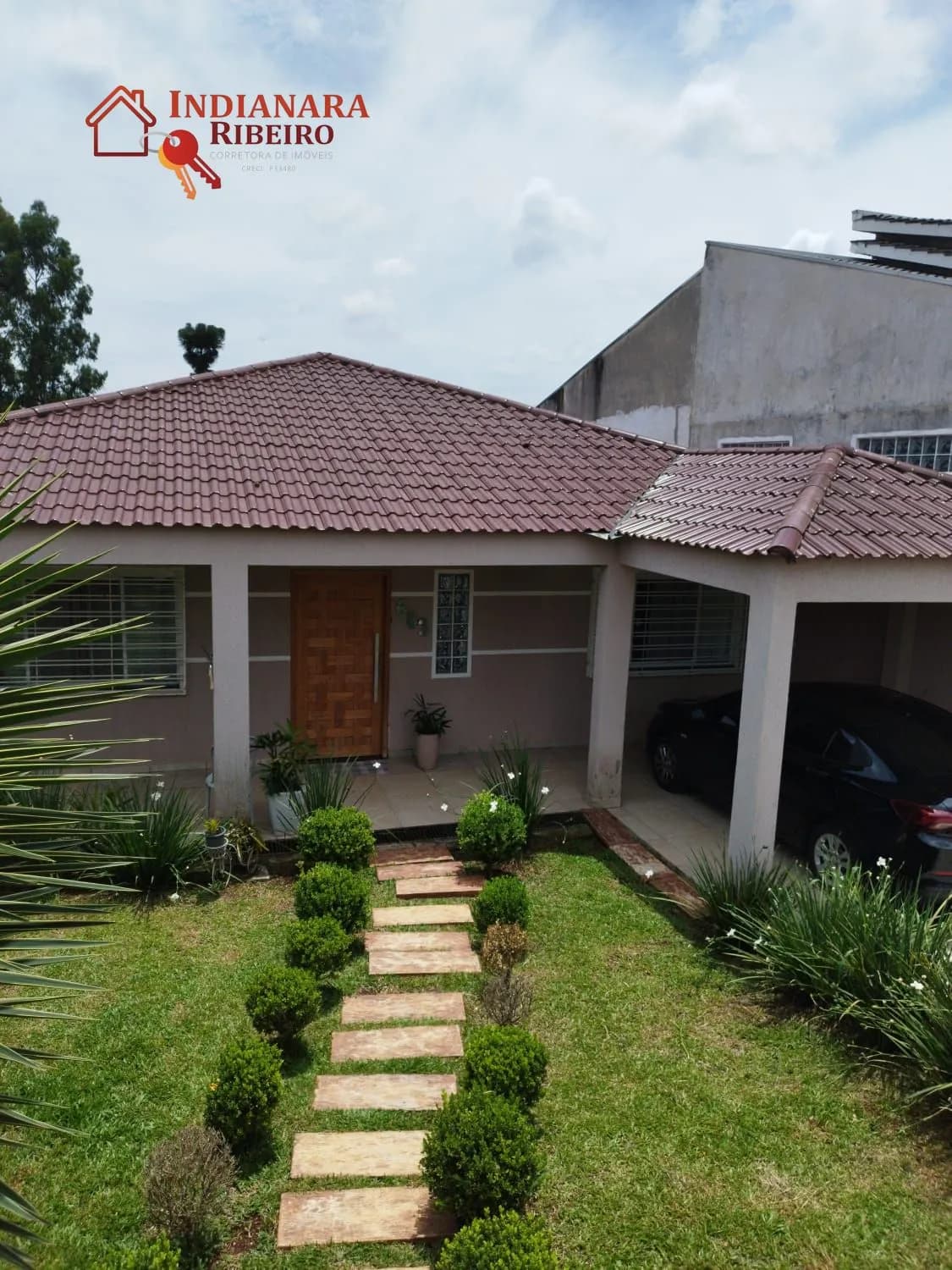 CASA A VENDA NA COLONIA DONA LUIZA OFICINAS!!!!