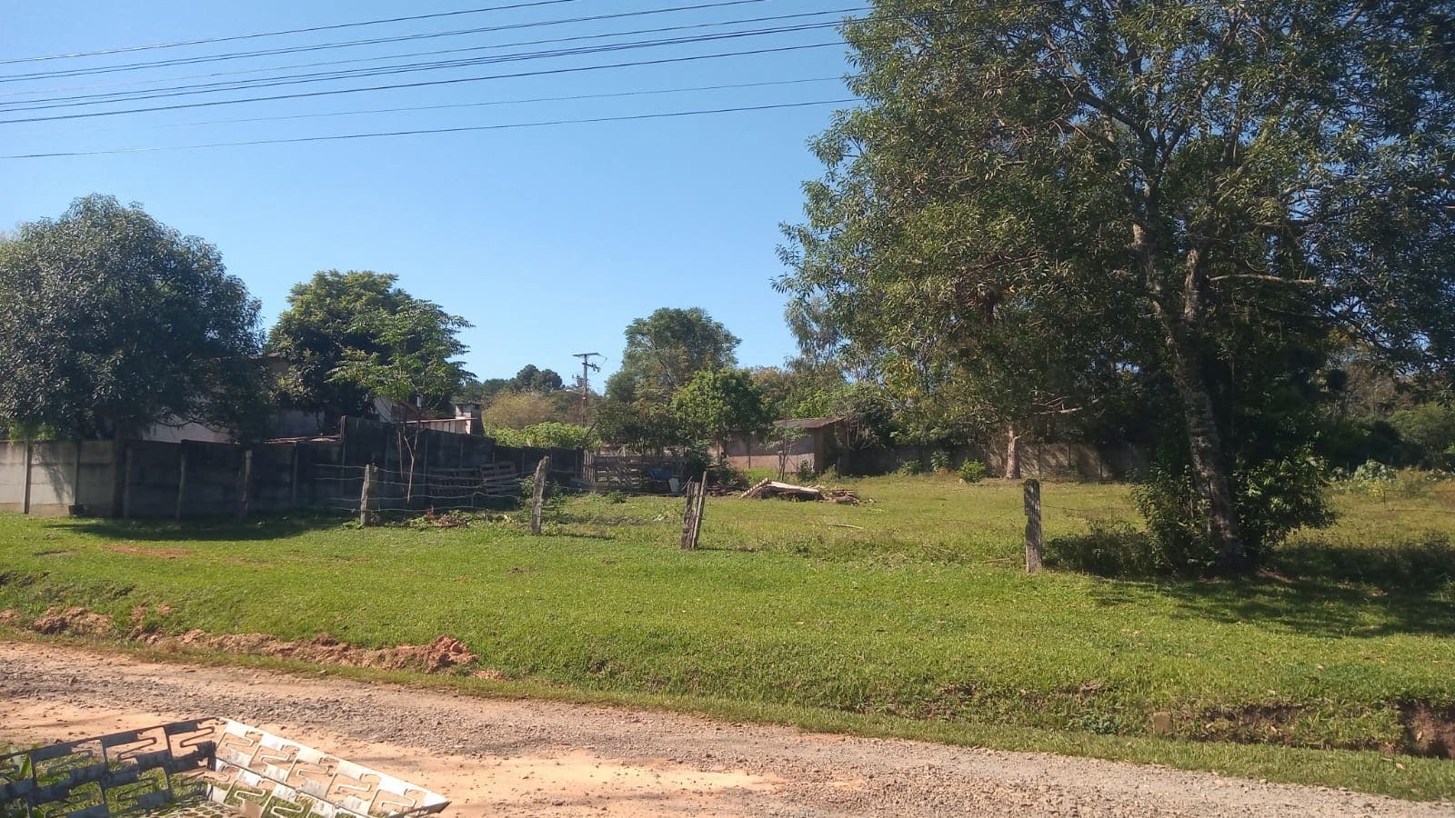 Terreno à venda em Colônia Dona Luiza(Santa Terezinha )
